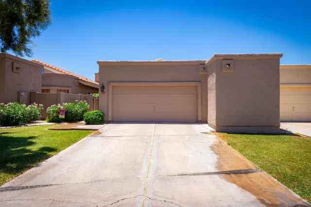 MLS: 6110218 Condo For Sale