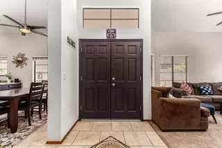 Photo #3: 6110218 Listing