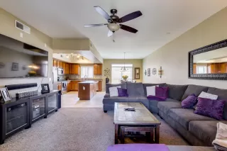 Photo #6: 6110222 Listing 