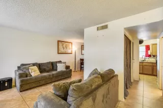 Photo #4: 6110260 Listing