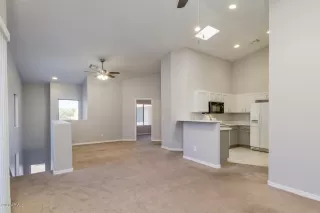 Photo #4: 6110353 Listing