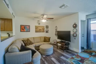 Photo #1: 6110539 Listing 