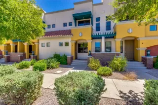 Photo #1: 6110670 Listing