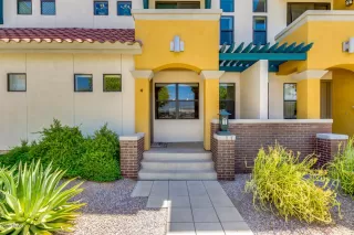 Photo #2: 6110670 Listing