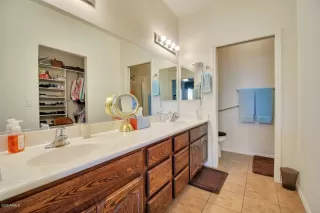 Photo #5: 6110865 Listing 