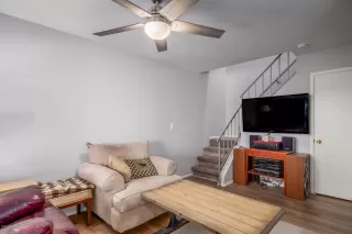 Photo #2: 6110984 Listing 