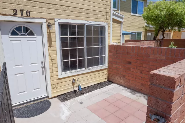 MLS: 6111090 Condo For Sale