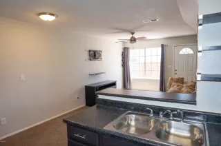 Photo #6: 6111090 Listing