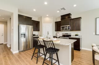 Photo #2: 6111437 Listing