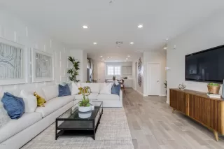 Photo #6: 6111457 Listing 