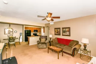 Photo #2: 6111499 Listing