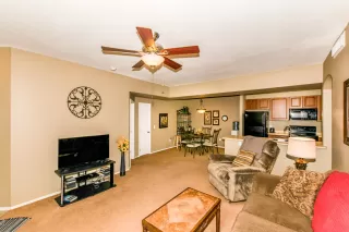 Photo #3: 6111499 Listing