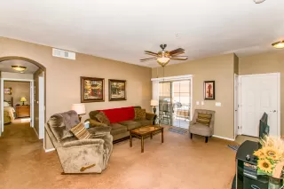 Photo #5: 6111499 Listing