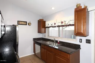 Photo #6: 6111844 Listing