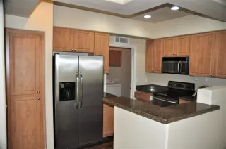 Photo #2: 6111924 Listing