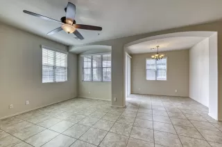 Photo #3: 6111991 Listing