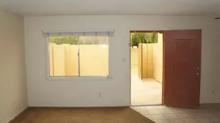 Photo #4: 6112042 Listing