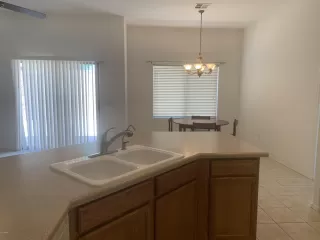 Photo #3: 6112149 Listing