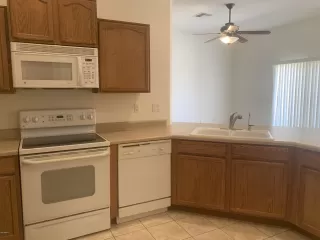 Photo #5: 6112149 Listing