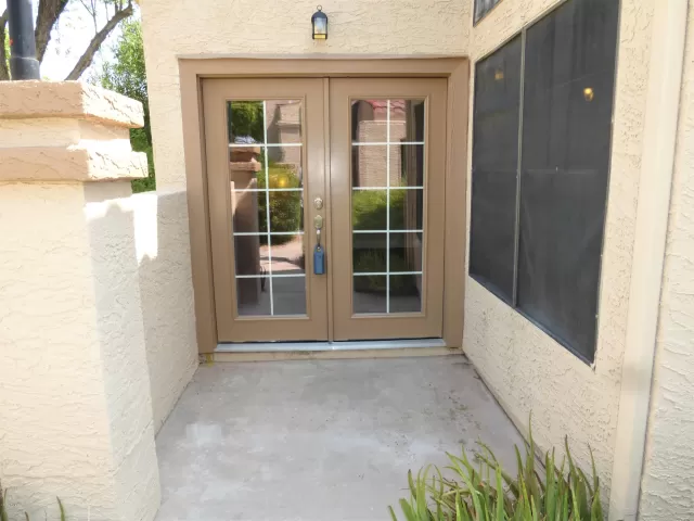 MLS: 6112254 Condo For Sale