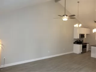 Photo #2: 6112254 Listing 