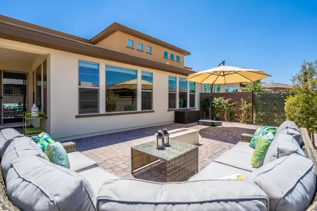 MLS: 6112331 Condo For Sale