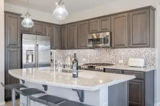 Photo #2: 6112331 Listing 