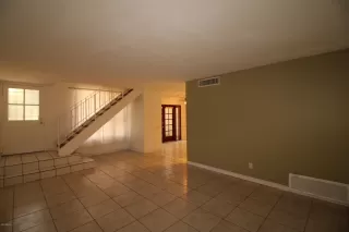Photo #2: 6112651 Listing 