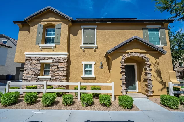 MLS: 6112687 Condo For Sale