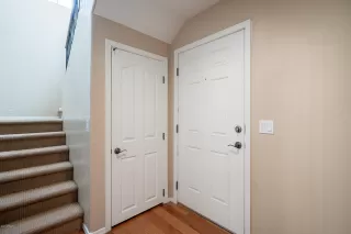 Photo #3: 6112687 Listing