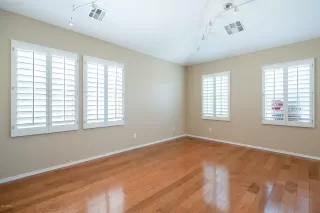 Photo #6: 6112687 Listing