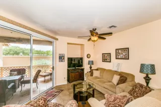 Photo #2: 6112891 Listing