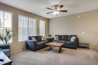 Photo #3: 6112982 Listing