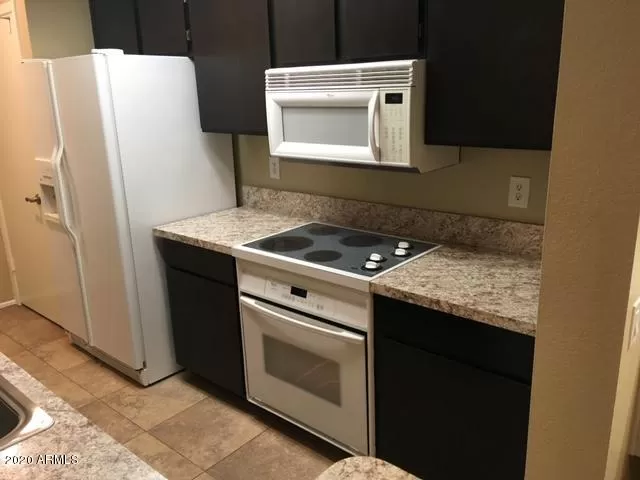 MLS: 6113250 Condo For Sale