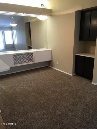 Photo #4: 6113250 Listing