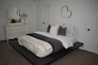 Photo #6: 6113269 Listing