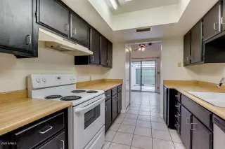 Photo #6: 6113460 Listing 