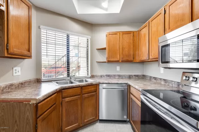 MLS: 6113468 Condo For Sale