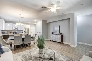 Photo #3: 6113654 Listing