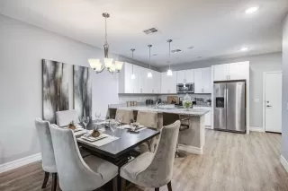 Photo #4: 6113654 Listing