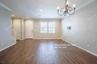 Photo #2: 6113783 Listing