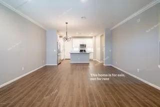 Photo #6: 6113783 Listing