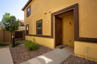 Photo #3: 6114162 Listing