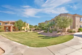 Photo #5: 6114405 Listing 