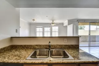 Photo #5: 6114514 Listing