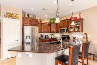 Photo #5: 6114527 Listing 