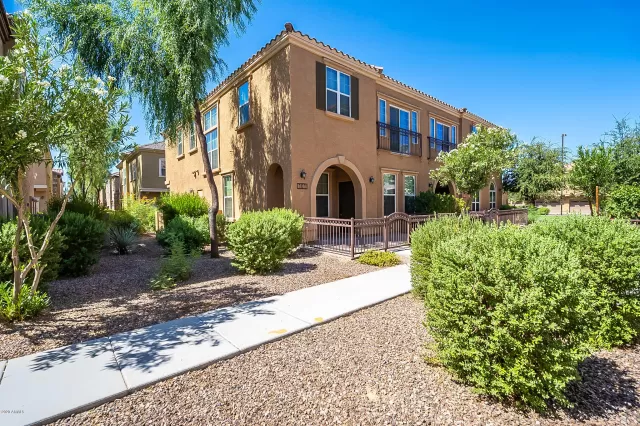 MLS: 6114731 Condo For Sale