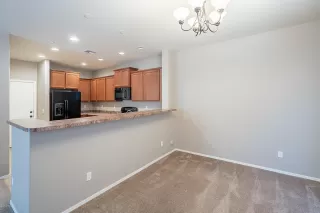 Photo #2: 6114731 Listing 