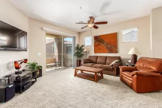 Photo #3: 6114804 Listing