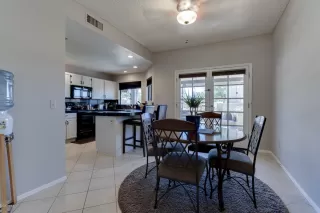 Photo #4: 6114854 Listing 